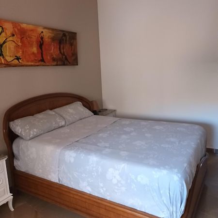 Piso En El Centro De Granada Con Garaje Incluido Gratis Apartment Екстериор снимка