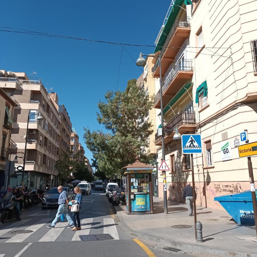 Piso En El Centro De Granada Con Garaje Incluido Gratis Apartment Екстериор снимка