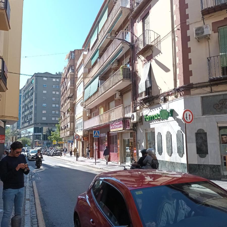 Piso En El Centro De Granada Con Garaje Incluido Gratis Apartment Екстериор снимка