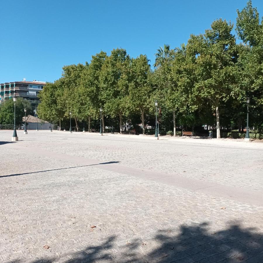 Piso En El Centro De Granada Con Garaje Incluido Gratis Apartment Екстериор снимка