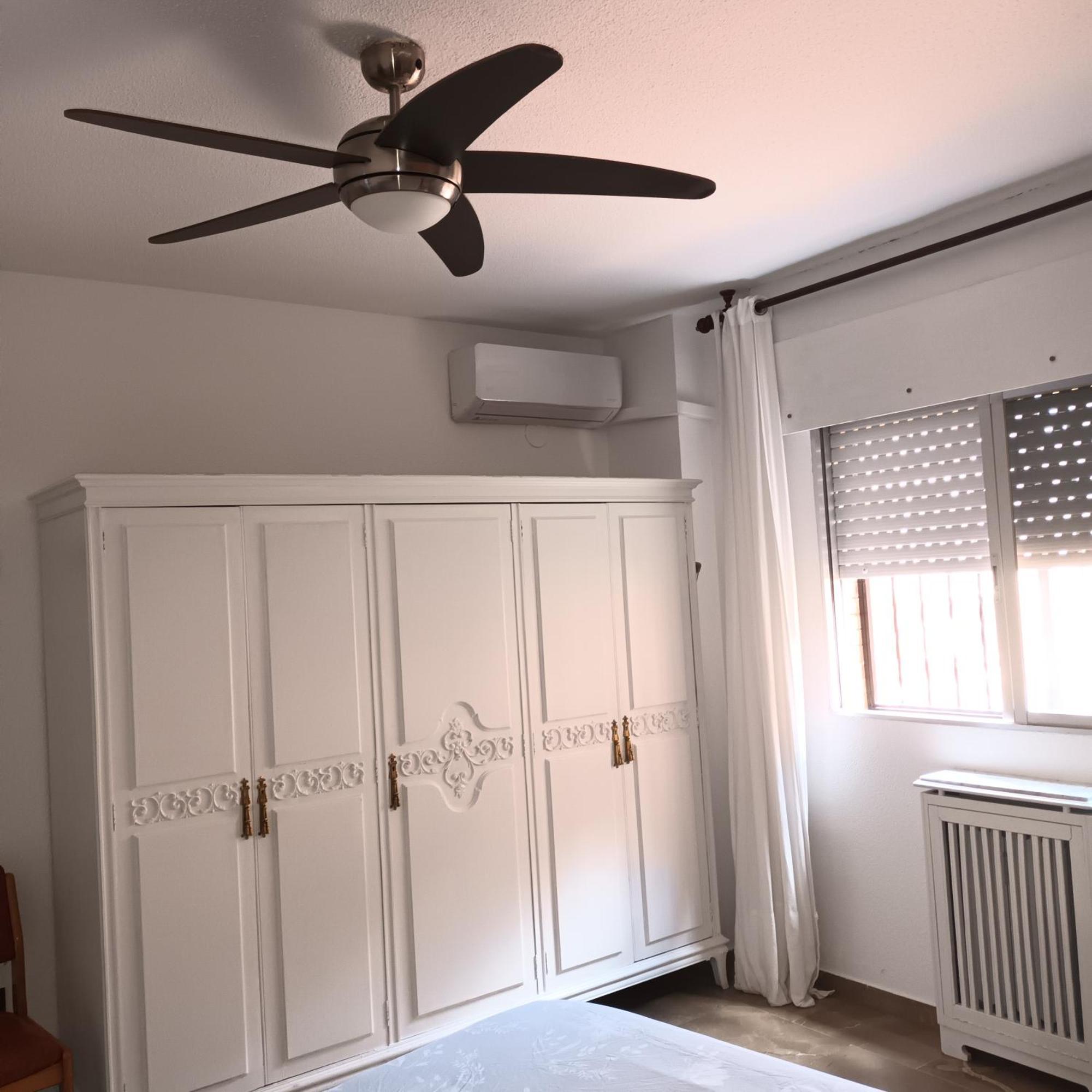 Piso En El Centro De Granada Con Garaje Incluido Gratis Apartment Екстериор снимка